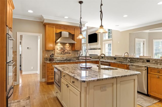 17 Dorian Way, Campbell Hall, NY 10916