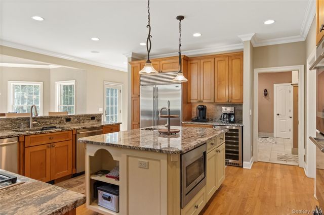 17 Dorian Way, Campbell Hall, NY 10916