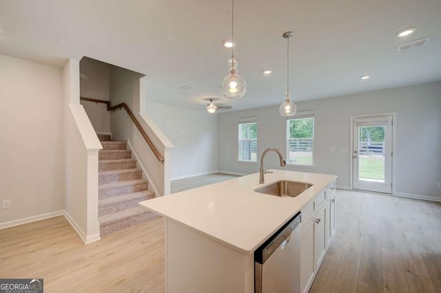 201 Abbotts Crossing Circle, Conyers, GA 30094