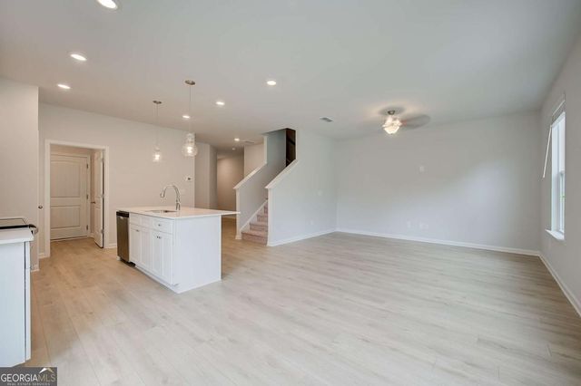 201 Abbotts Crossing Circle, Conyers, GA 30094