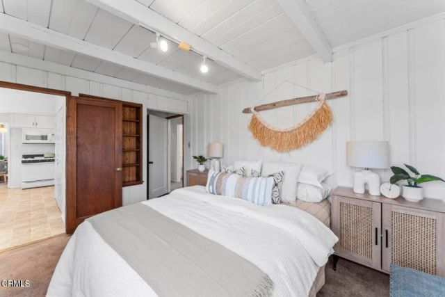 130 Virginia Drive, Ventura, CA 93003