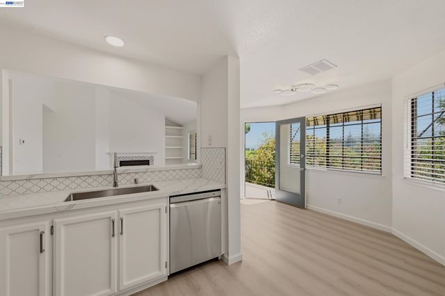 410 Canyon Woods Place C, San Ramon, CA 94582