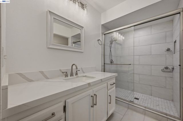 410 Canyon Woods Place C, San Ramon, CA 94582