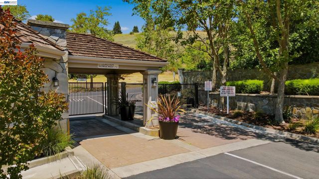 410 Canyon Woods Place C, San Ramon, CA 94582
