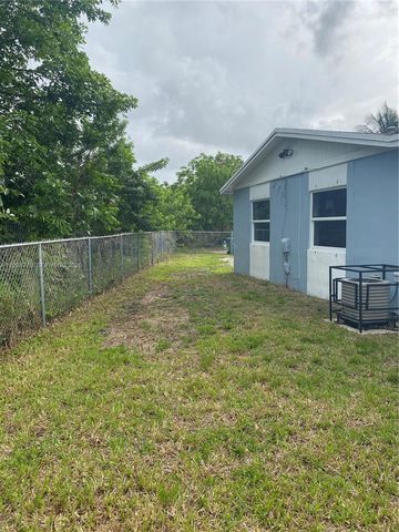 19555 NW 29th Ct 1, Miami Gardens, FL 33056