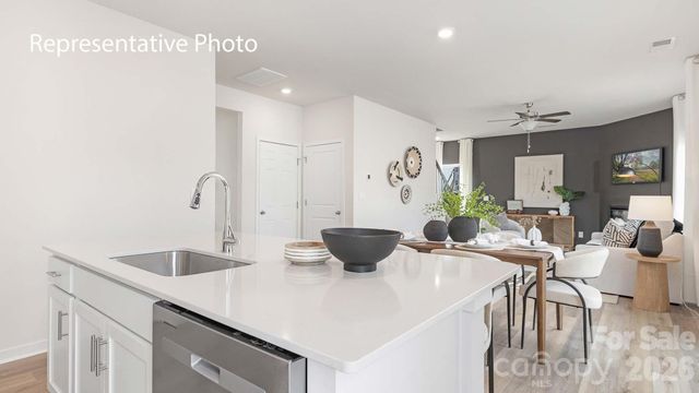 3369 Colorado Blue Court, Gastonia, NC 28056