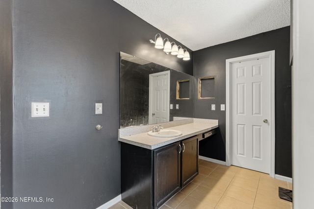 4257 RIPKEN Circle E, Jacksonville, FL 32224