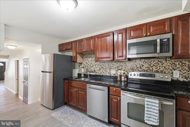 1224 E EAGER ST, Baltimore, MD 21202