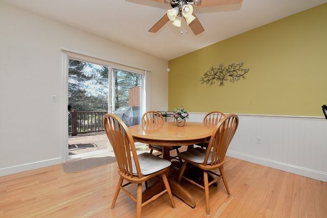 2 Candleberry Ct 2, Bourne, MA 02532