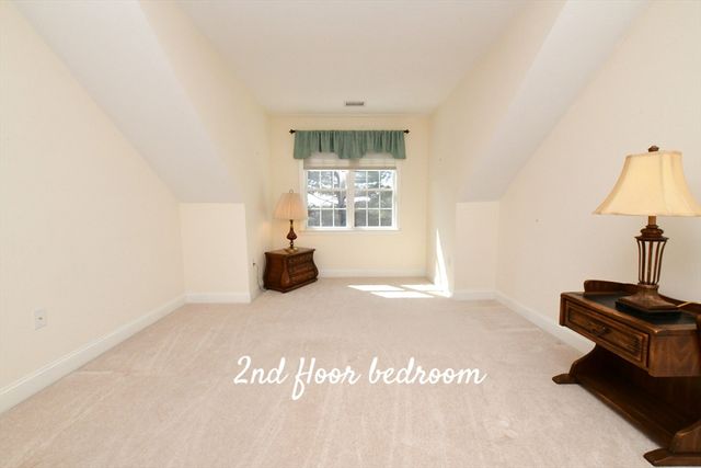 2 Candleberry Ct 2, Bourne, MA 02532