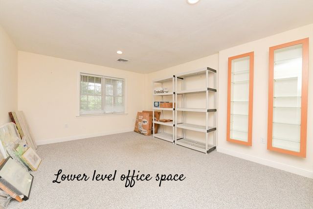 2 Candleberry Ct 2, Bourne, MA 02532