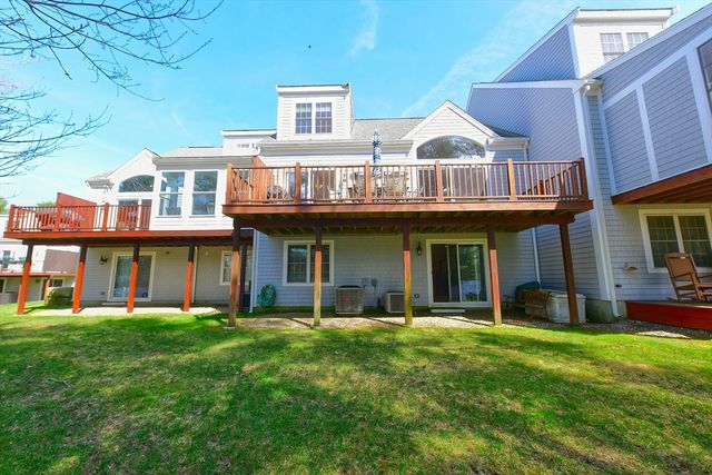 2 Candleberry Ct 2, Bourne, MA 02532