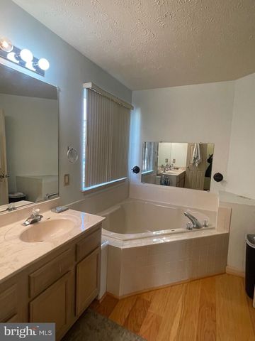 4309 EAGLE TRACE CT, Waldorf, MD 20602