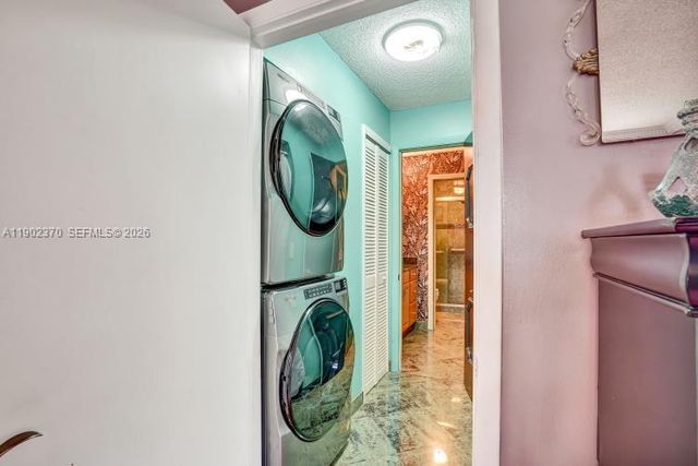 10026 NW 52nd Terrace, Doral, FL 33178