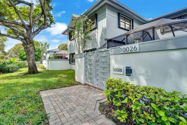 10026 NW 52nd Terrace, Doral, FL 33178