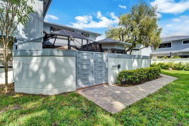 10026 NW 52nd Terrace, Doral, FL 33178