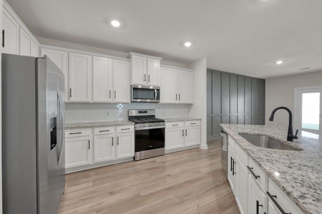 6294 Wedgewood Hills Drive, Conroe, TX 77304