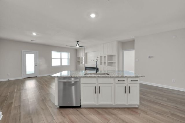 6294 Wedgewood Hills Drive, Conroe, TX 77304