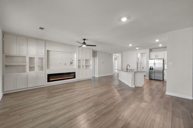 6294 Wedgewood Hills Drive, Conroe, TX 77304