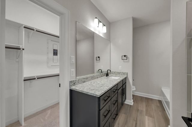 6294 Wedgewood Hills Drive, Conroe, TX 77304