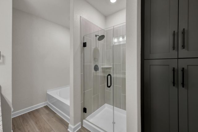 6294 Wedgewood Hills Drive, Conroe, TX 77304