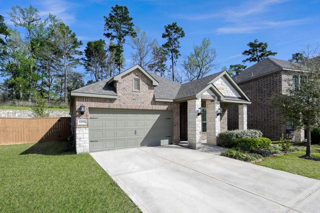 6294 Wedgewood Hills Drive, Conroe, TX 77304