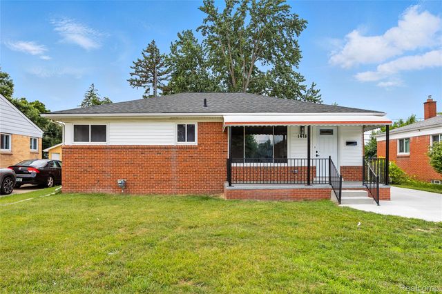 1418 W 13 Mile Road W, Royal Oak, MI 48073