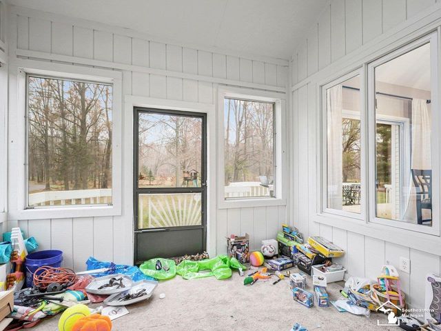 2194 W Dean Road, Temperance, MI 48182