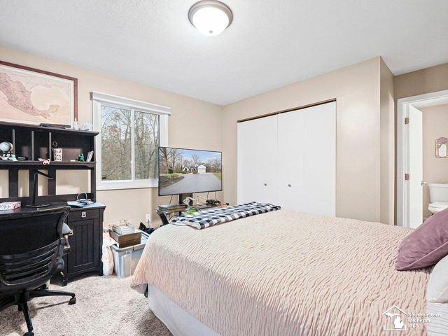 2194 W Dean Road, Temperance, MI 48182