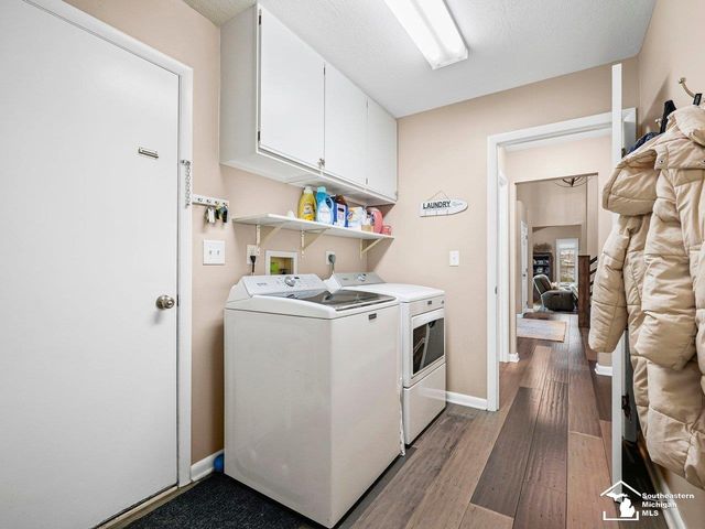 2194 W Dean Road, Temperance, MI 48182