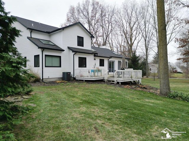 2194 W Dean Road, Temperance, MI 48182