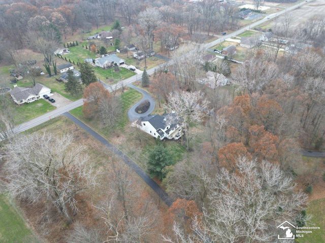 2194 W Dean Road, Temperance, MI 48182
