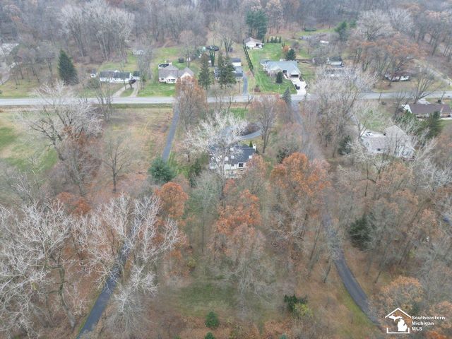 2194 W Dean Road, Temperance, MI 48182