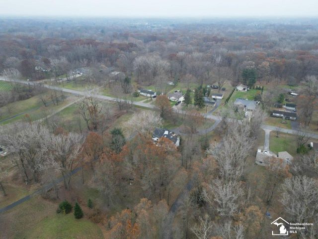 2194 W Dean Road, Temperance, MI 48182