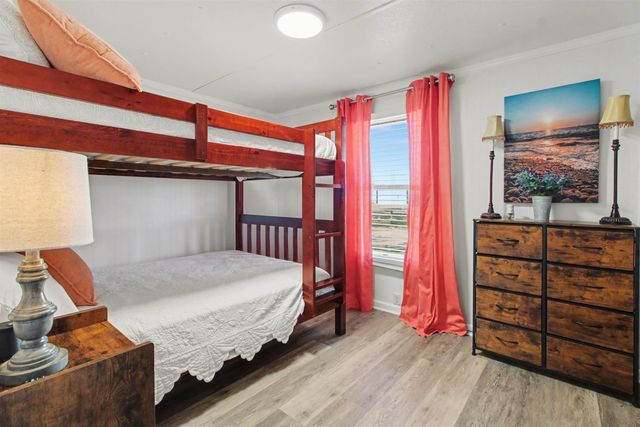 930 Foxfire Dr., North Myrtle Beach, SC 29582