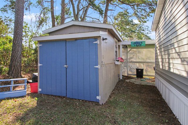 930 Foxfire Dr., North Myrtle Beach, SC 29582