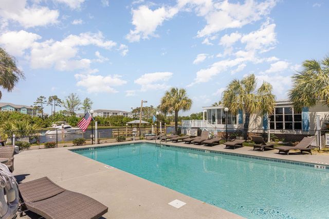 930 Foxfire Dr., North Myrtle Beach, SC 29582