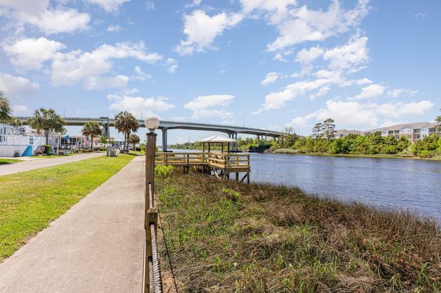 930 Foxfire Dr., North Myrtle Beach, SC 29582