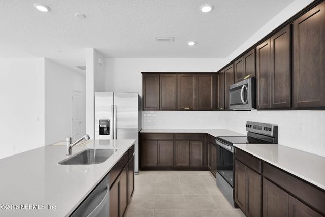 3262 PIPERS Way, Green Cove Springs, FL 32043
