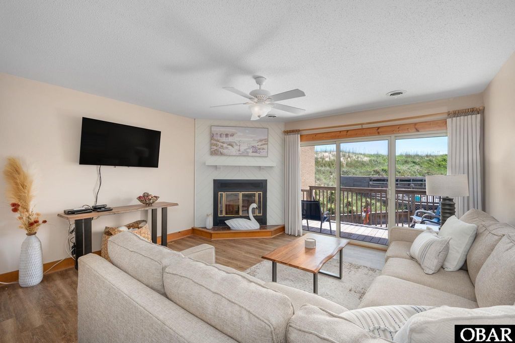Image 11 of property listing at 4905 S Virginia Dare Trl # D3, Nags Head, NC 27959