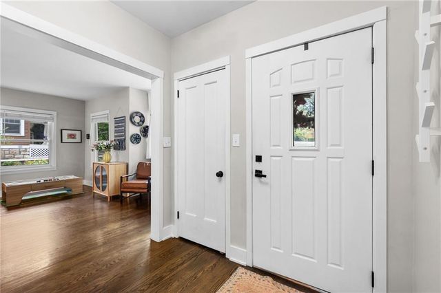 414 W 61st Street, Kansas City, MO 64113