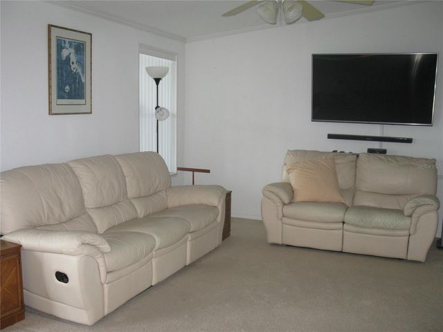 242 RAMSGATE WAY, Haines City, FL 33844