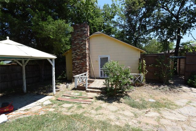 9015 San Leandro Drive, Dallas, TX 75218