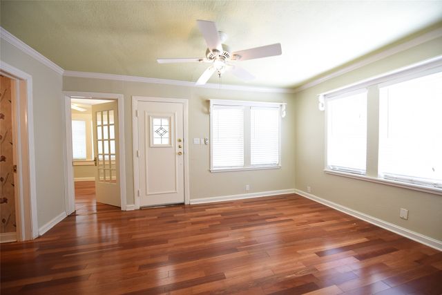 9015 San Leandro Drive, Dallas, TX 75218