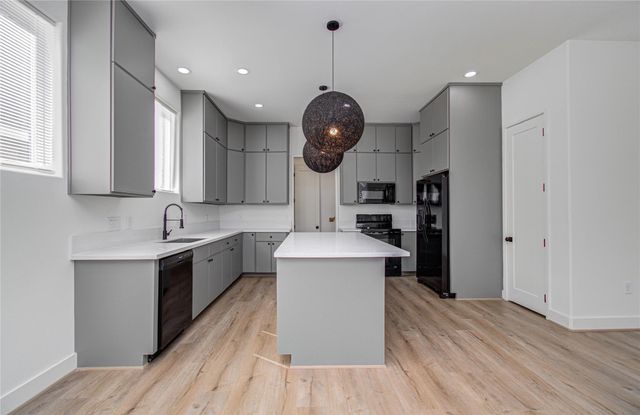 4603 Edison Street A, Houston, TX 77009