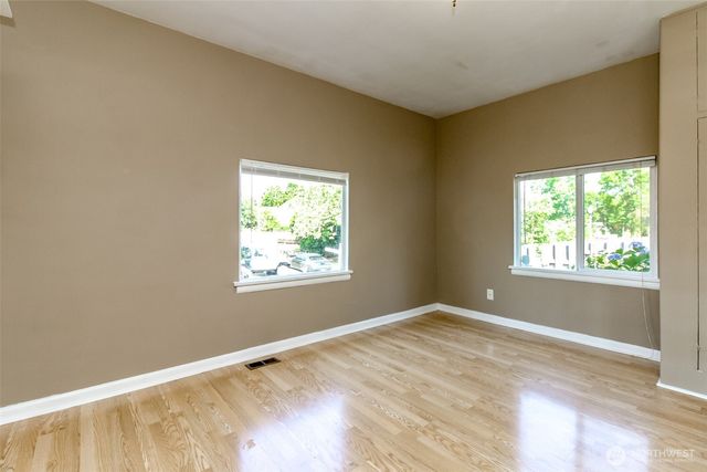 611 N Junett Street N, Tacoma, WA 98406