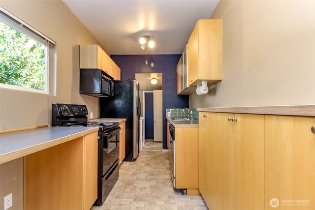 611 N Junett Street N, Tacoma, WA 98406
