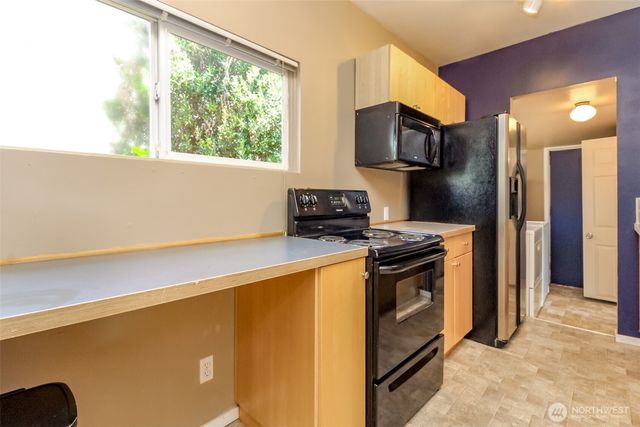 611 N Junett Street N, Tacoma, WA 98406
