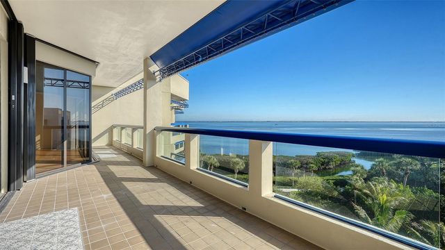 2110 HARBOURSIDE DRIVE 558, Longboat Key, FL 34228