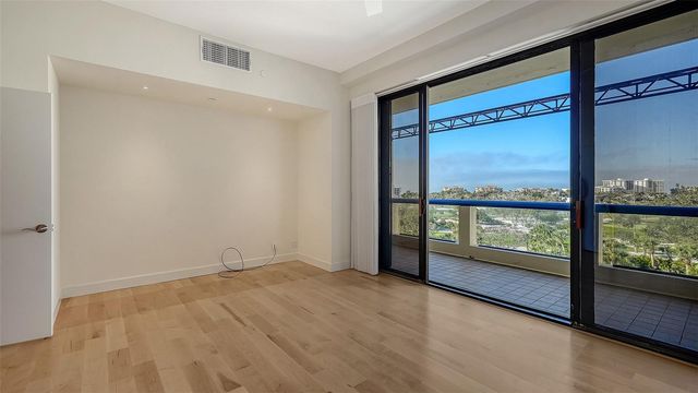 2110 HARBOURSIDE DRIVE 558, Longboat Key, FL 34228